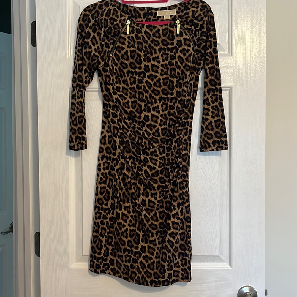 Never Worn Michael Kors long sleeve Leopard Stretchy Zip-up Dress Size small